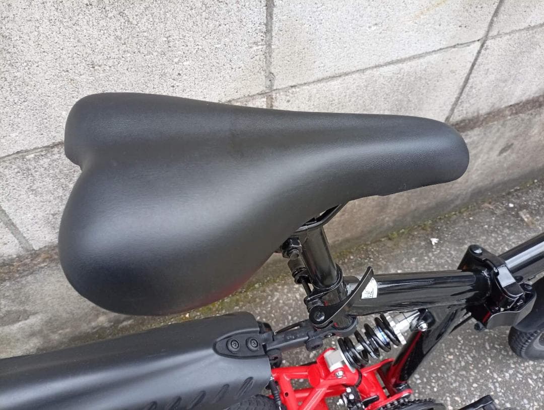 Discovery 折りたたみ自転車 20インチ black/red