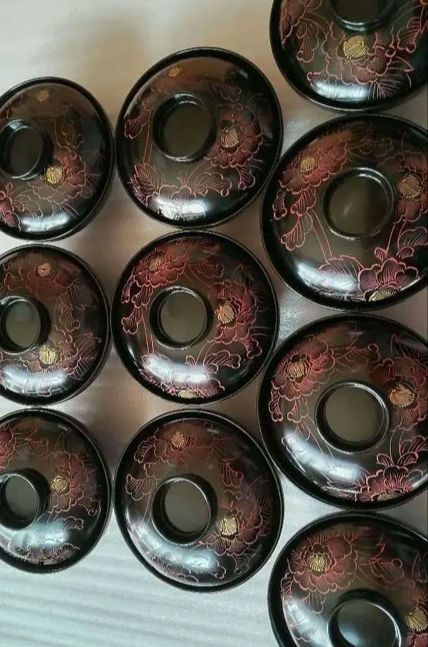 輪島塗　牡丹彫　金模様細工　木製　蓋付椀　10客　共箱