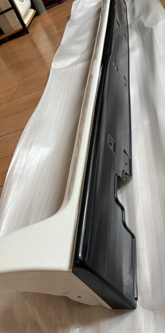 専用　MPV （LY3P）新品マツダスピードサイドスカート左側 取り付け金具付