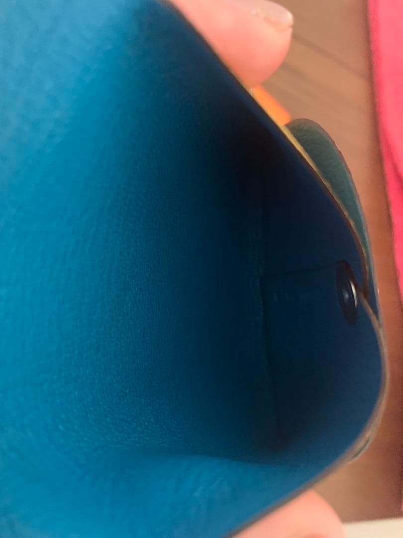 24年新品エルメス HERMES バスティアヴェルソB刻印 小銭入れ