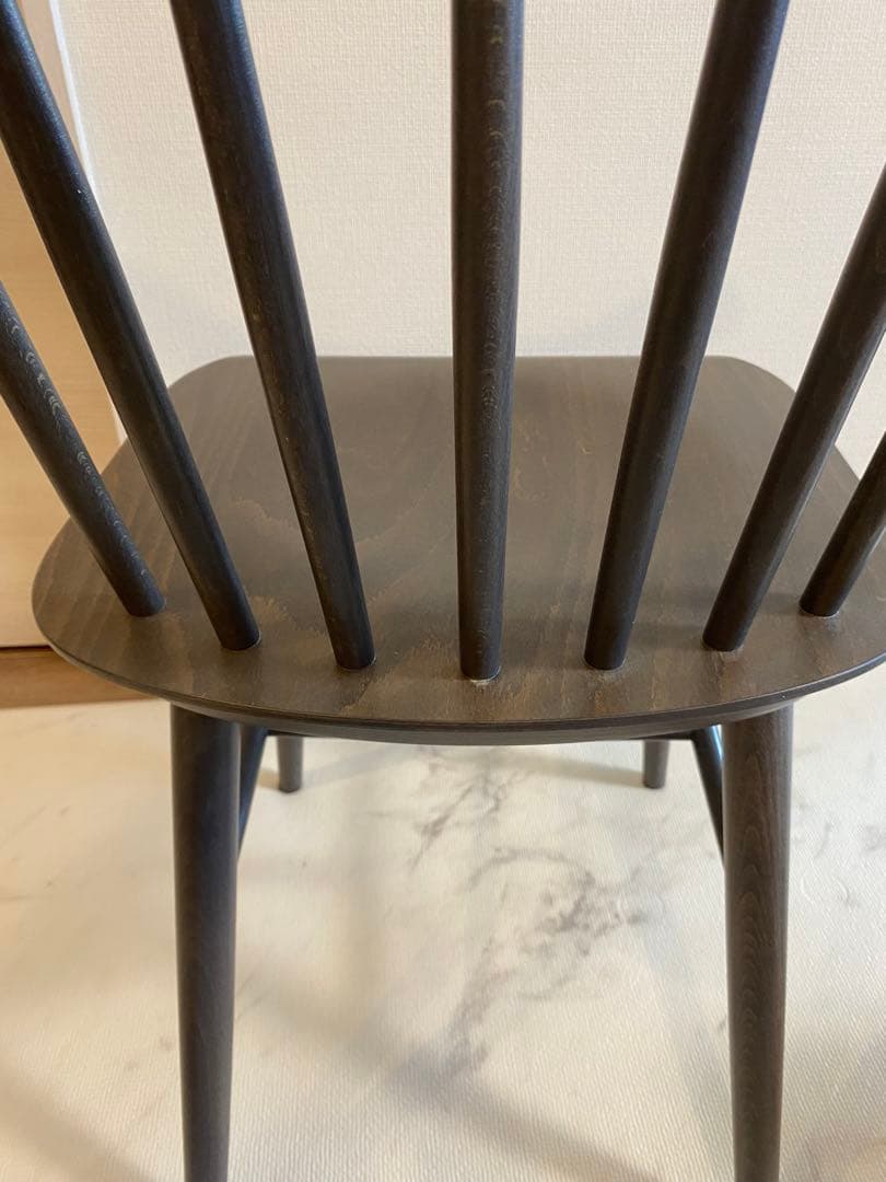 TON 社　アイロニカ チェア　ダイニングチェア