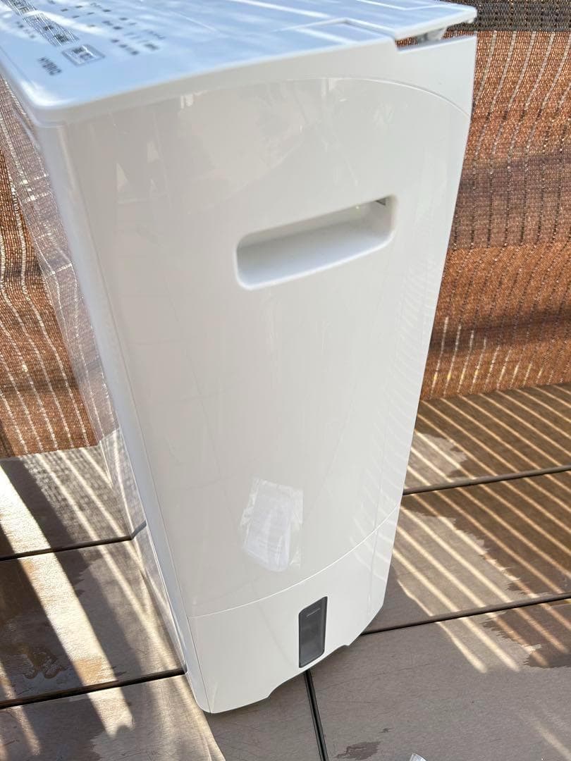 未使用 パナソニック 衣類乾燥除湿機 クリスタルホワイト F-YHVX120-W