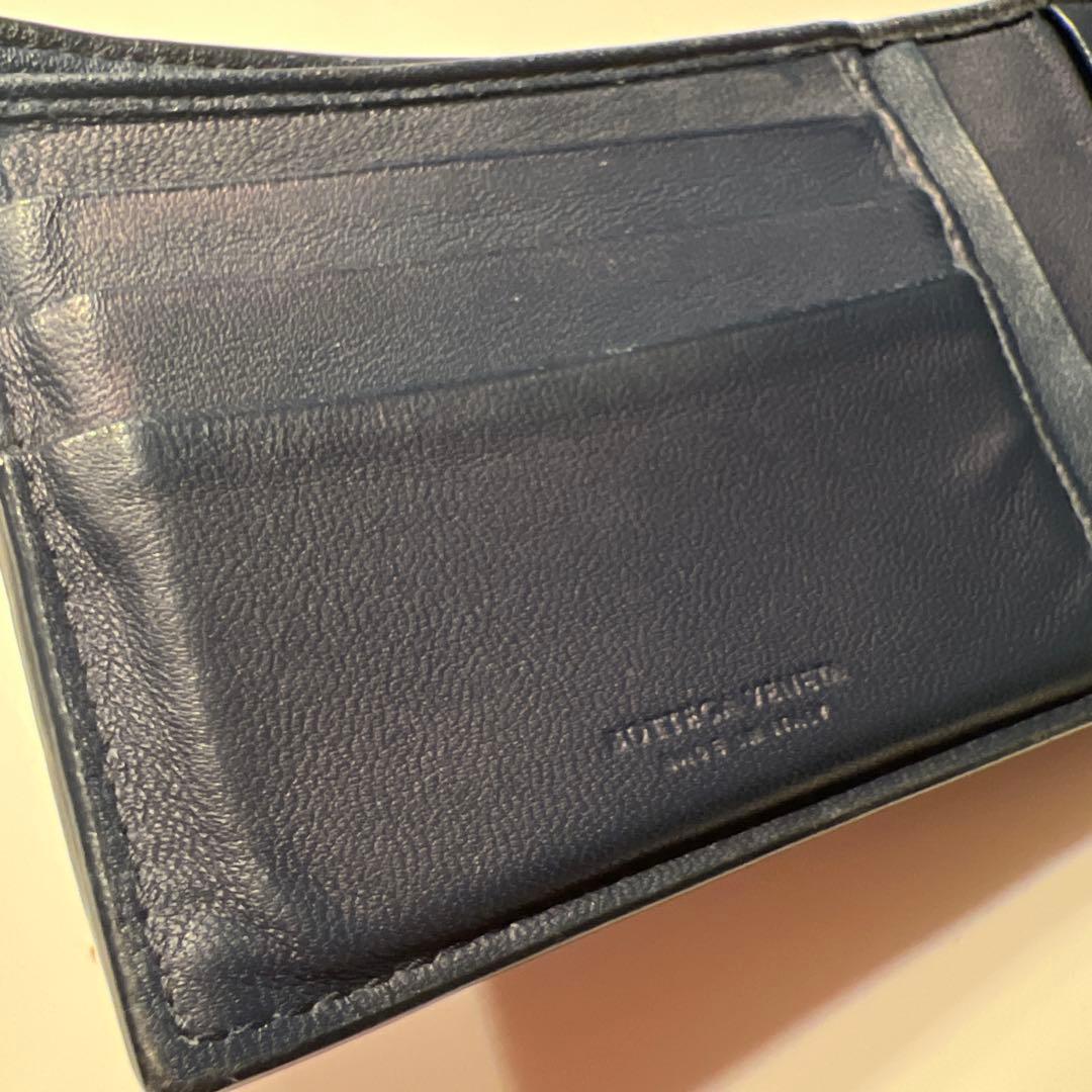 BOTTEGA VENETA ネイビー 二つ折り財布