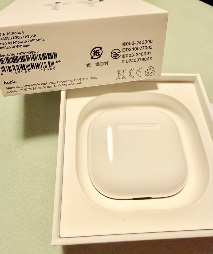 AirPods4 ノイズキャンセリングなし　美品