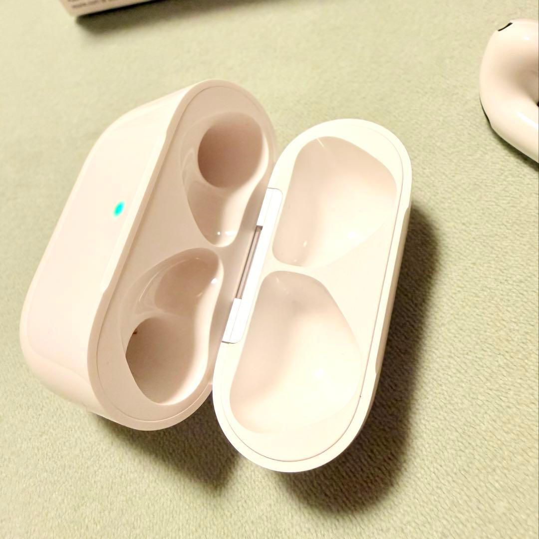 AirPods4 ノイズキャンセリングなし　美品