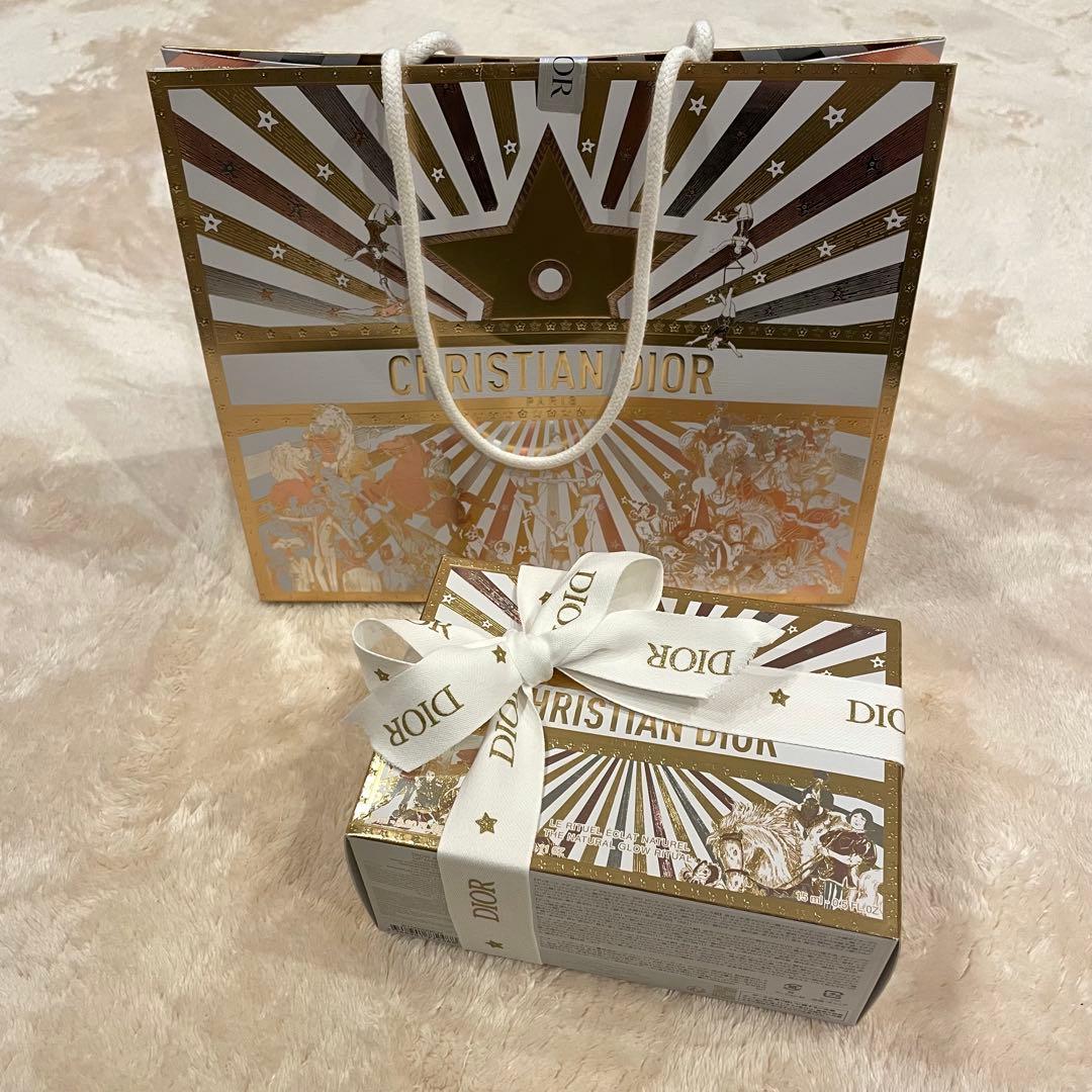 ディオール　ホリデー　オファー 2025