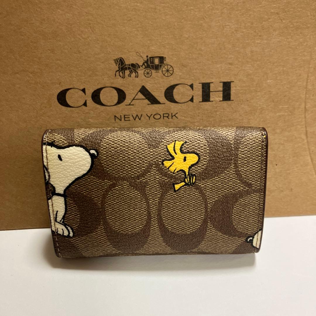 コーチ　スヌーピー キーケース