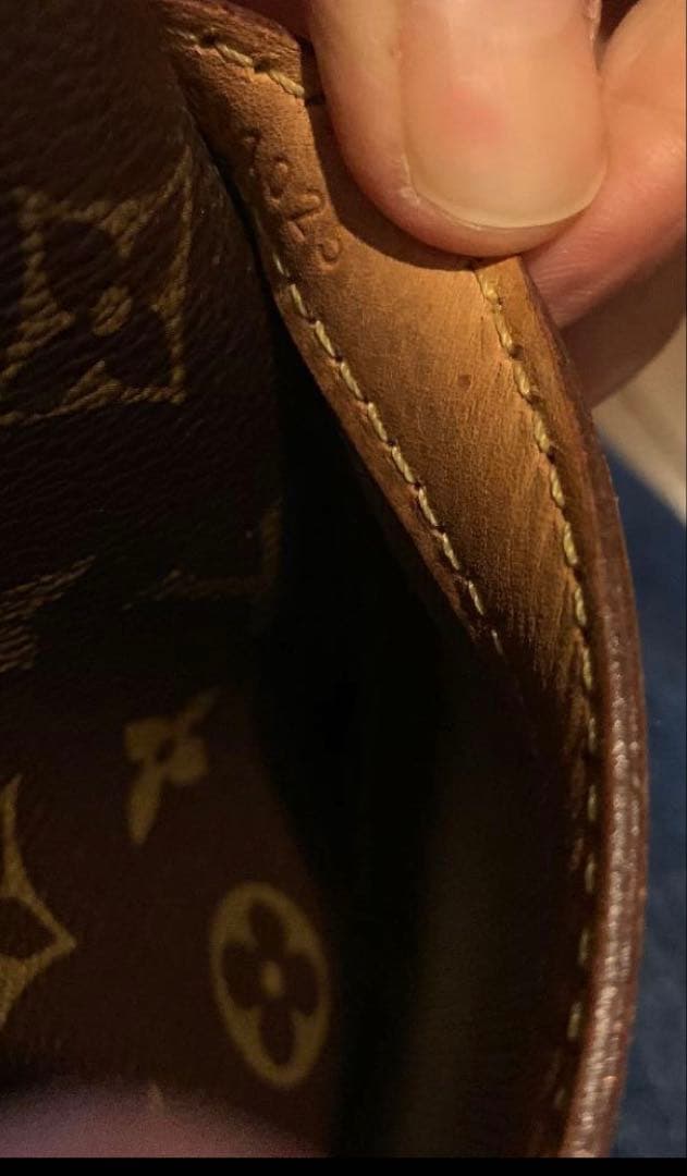 ルイヴィトン リポーター