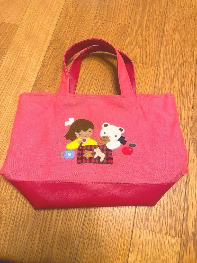 ファミリア手刺繍デニムバッグ　ぷりん❤️