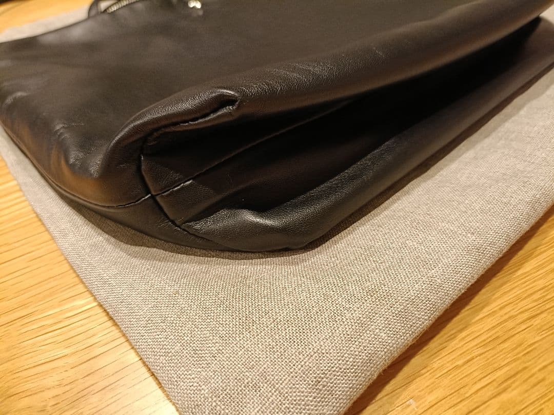 ミナペルホネン kostea bag M ブラック　タンバリン