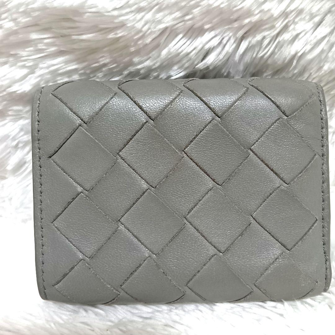 ボッテガヴェネタ　三つ折り財布　レザー　グレー　コンパクトウォレット