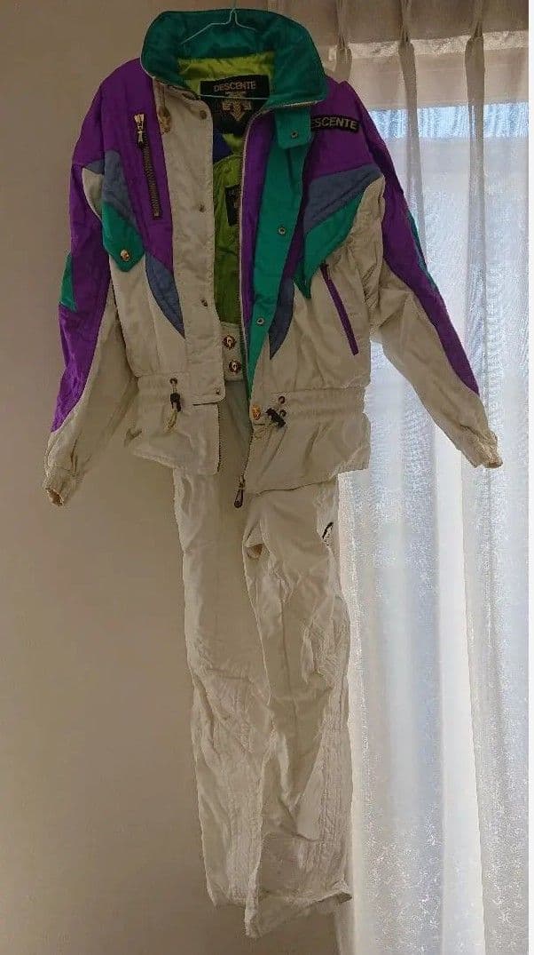 デサント　スキーウェア ジャケットとパンツセット　ゆったりMサイズ