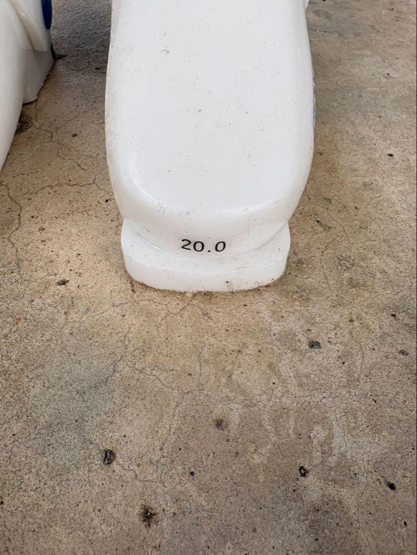 キャラクター柄 スキー板と靴、ポール付き