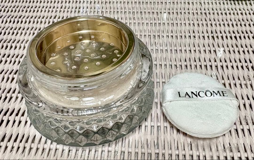 ランコム アプソリュ エッセンスインパウダー 01