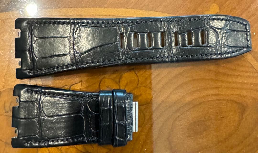 Audemars Piguet レザーベルト オフショア用　黒 アリゲーター