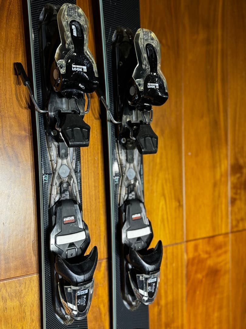 美品　ロシニョール NOVA6 スキー板セット142cm