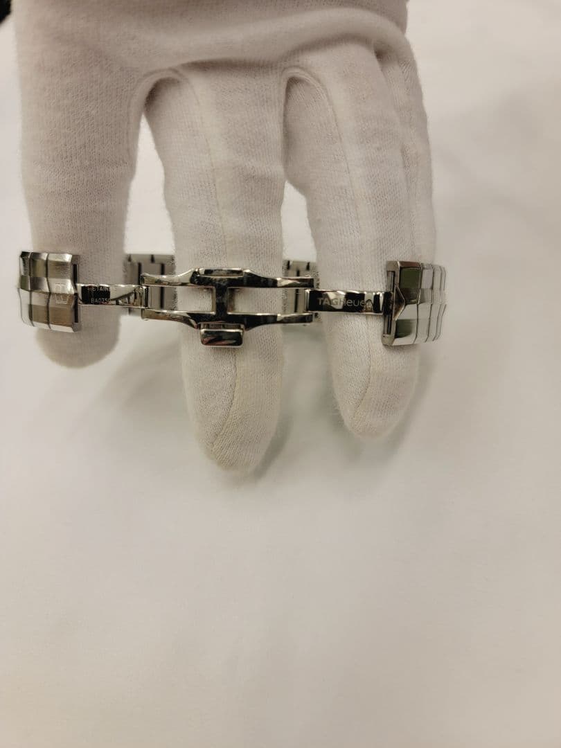 タグホイヤー　クォーツ ステンレススチール 時計 シルバー