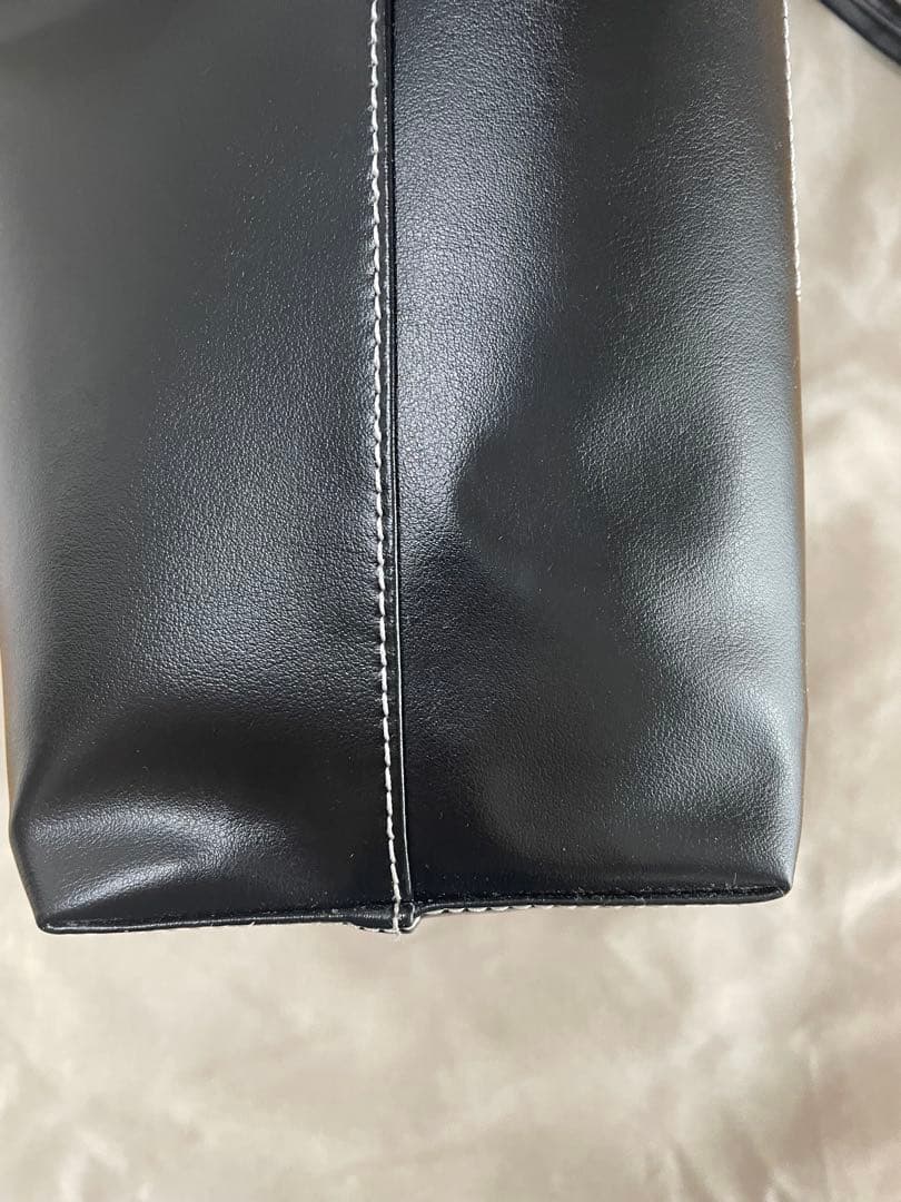 SAGAN Vienna / サガン ヴィエンナ　ブックトートバッグ