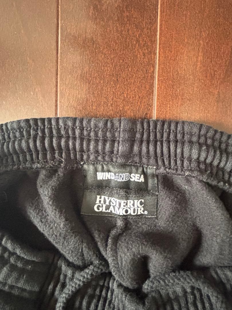 HYSTERIC GLAMOUR ×WIND AND SEA スウェットパンツ