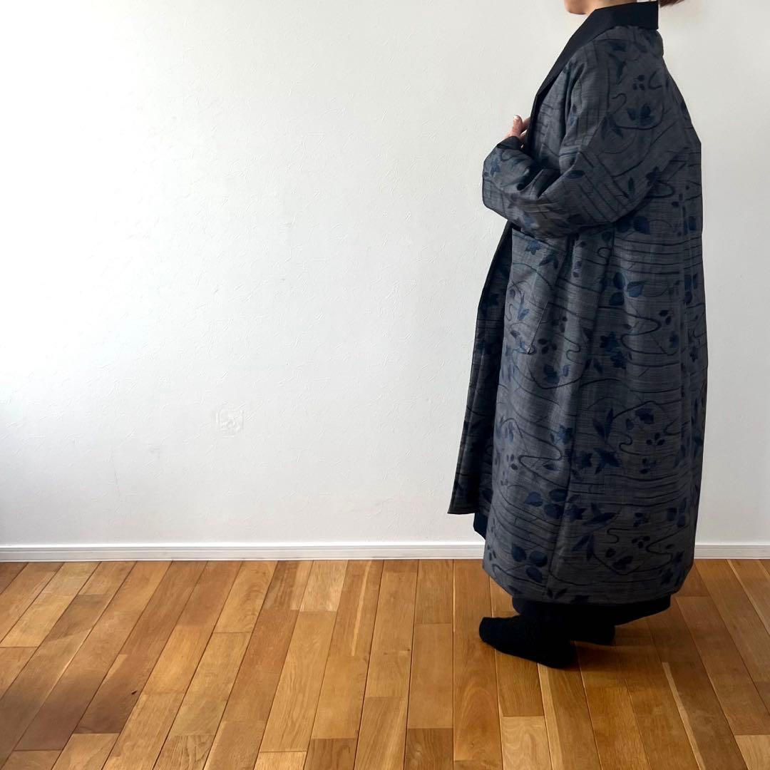 ✴︎本場大島紬✳︎✴︎ローブコート✴︎正絹✴︎着物リメイク＊リバーシブル＊
