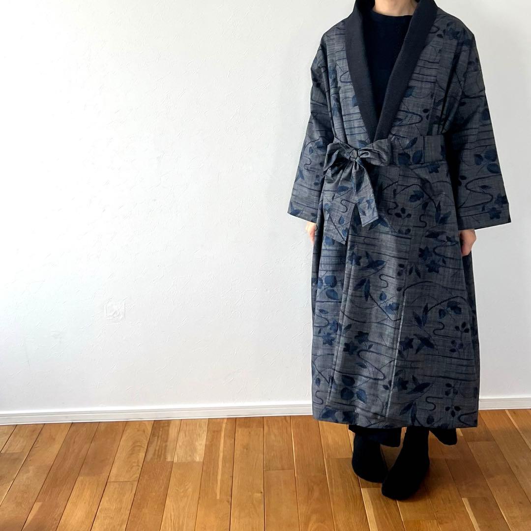 ✴︎本場大島紬✳︎✴︎ローブコート✴︎正絹✴︎着物リメイク＊リバーシブル＊