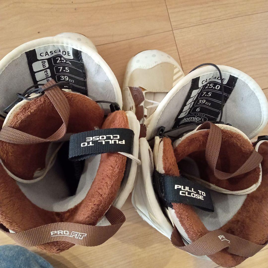 今だけ2,000円引きatomicアトミック可愛い 女性用スノーボードブーツ