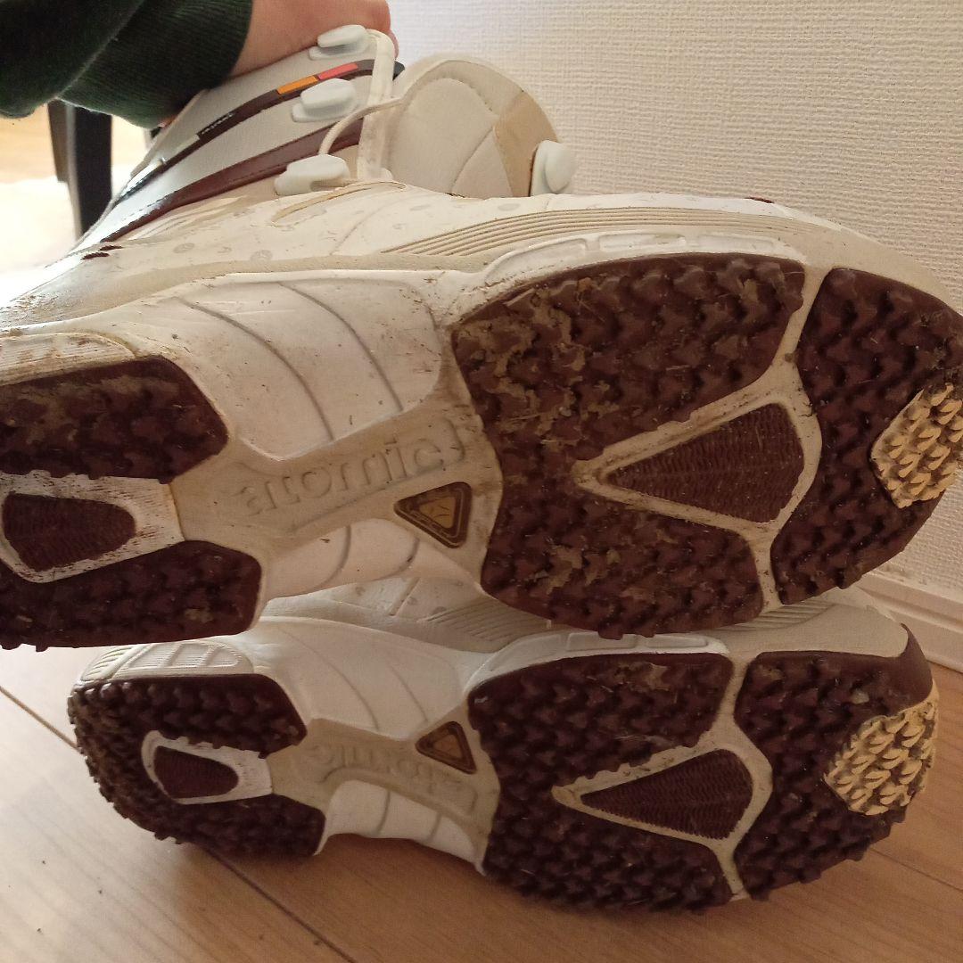 今だけ2,000円引きatomicアトミック可愛い 女性用スノーボードブーツ