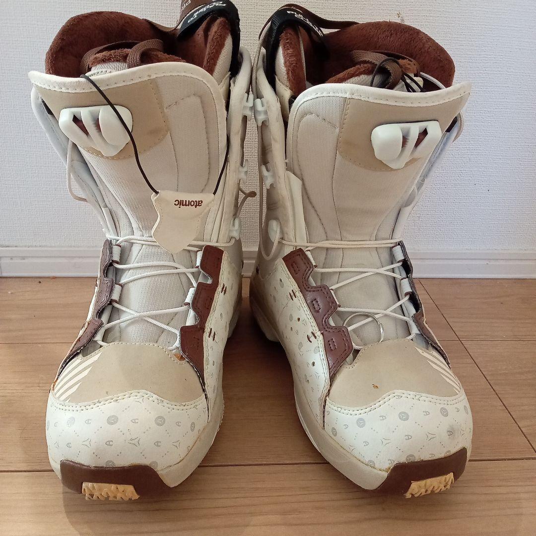 今だけ2,000円引きatomicアトミック可愛い 女性用スノーボードブーツ