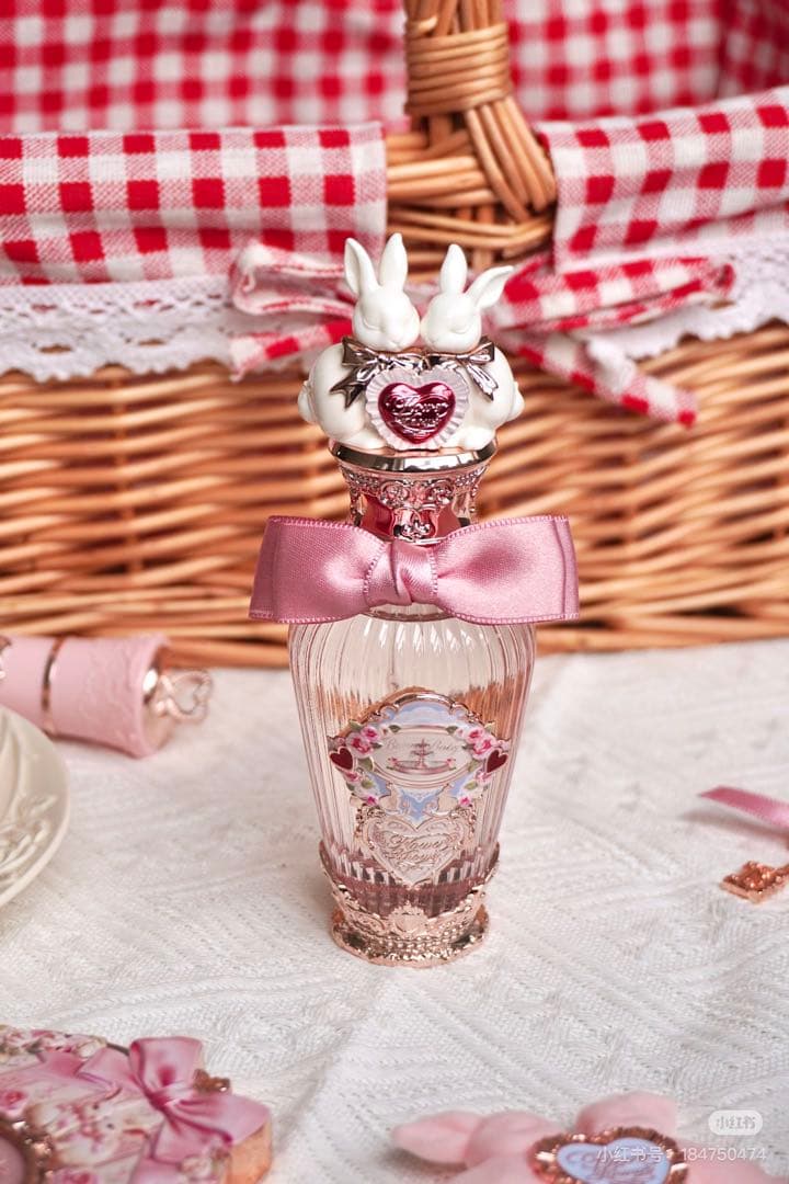 フラワーノーズ　バニーガーデンテイルズ　ブルームアワー オードパルファム 全2種