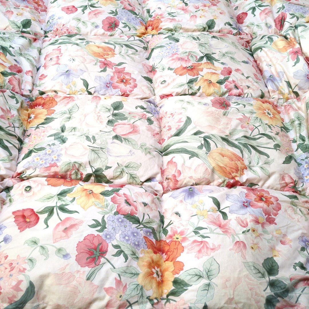 羽毛掛け布団 無地の薄いピンク✕薄いピンク 花柄