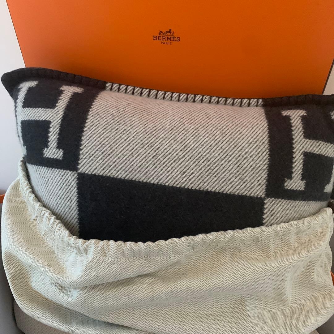 エルメス　クッション アヴァロン　PM 新品未使用品