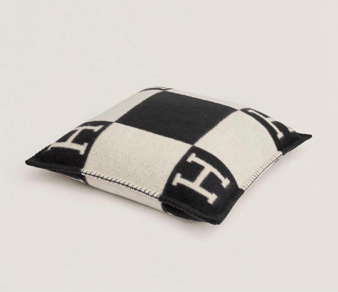 エルメス　クッション アヴァロン　PM 新品未使用品