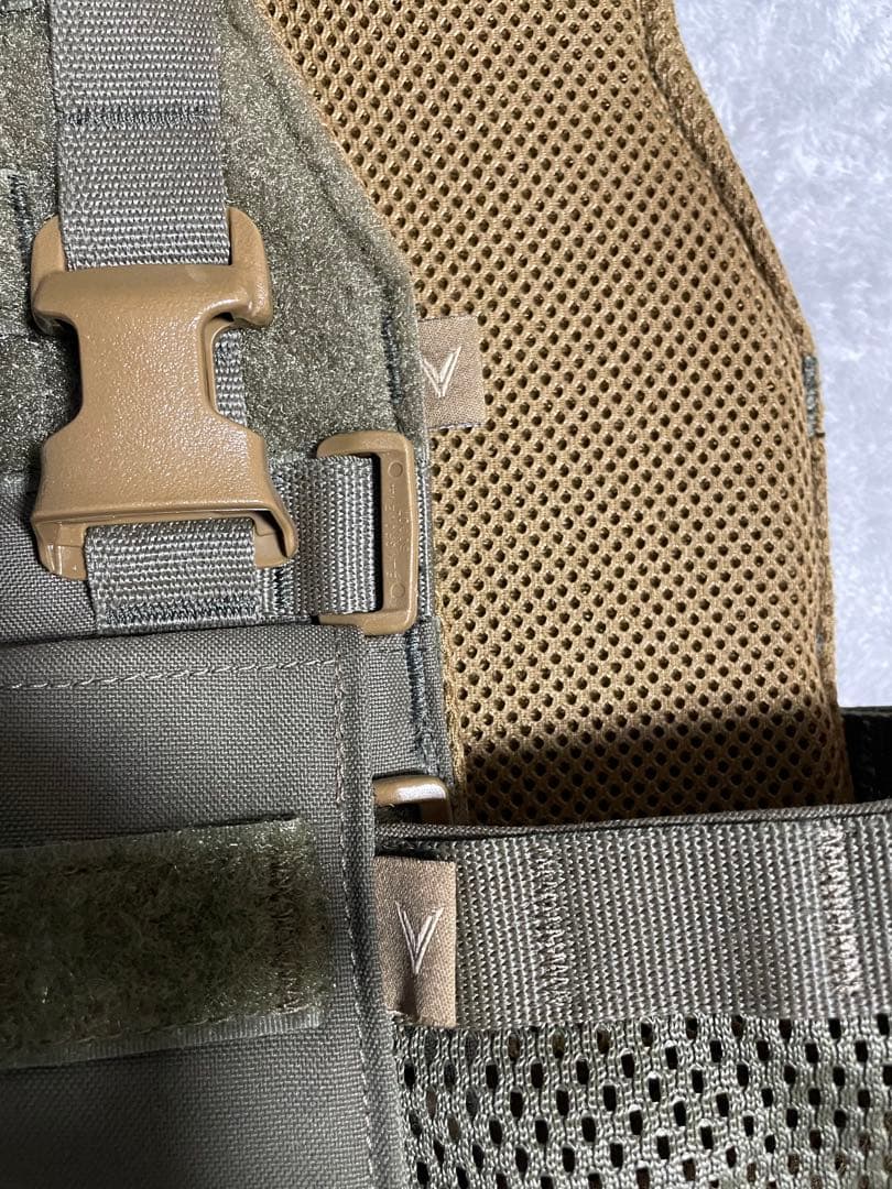 メイフラワー　アサルトプレートキャリア