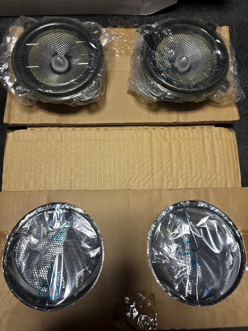 FOCAL ACCESS 130AS スピーカー