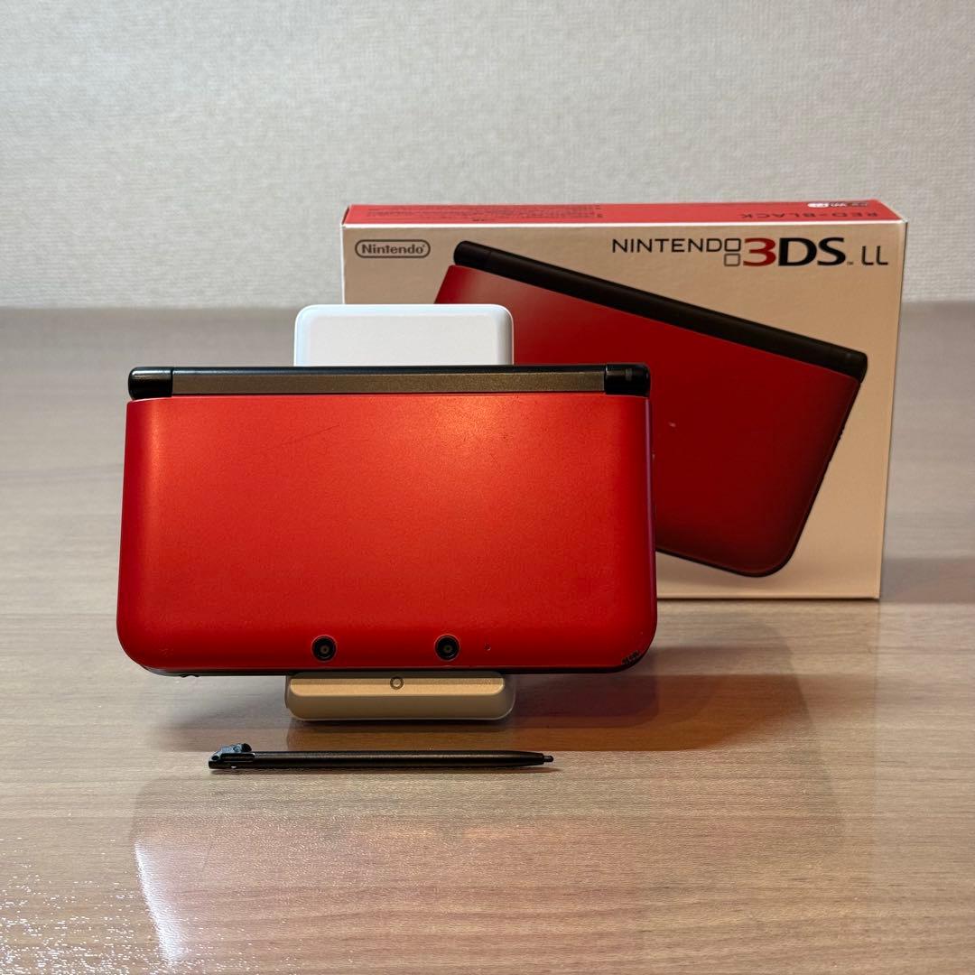 4-175 ニンテンドー3DS LL レッド×ブラック 箱付き