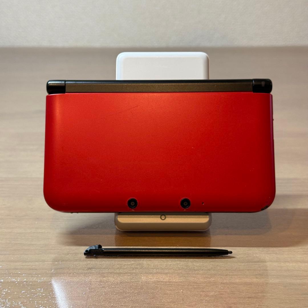 4-175 ニンテンドー3DS LL レッド×ブラック 箱付き