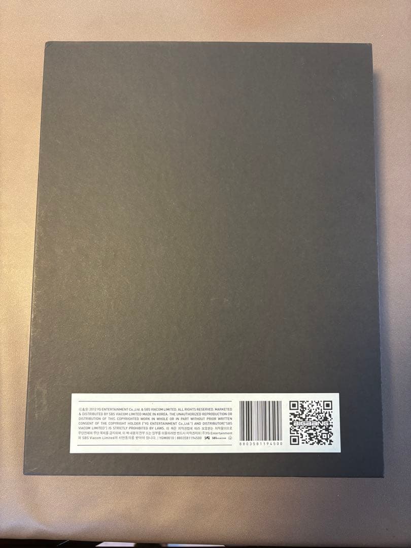 BIGBANG Extraordinary 20's 写真集