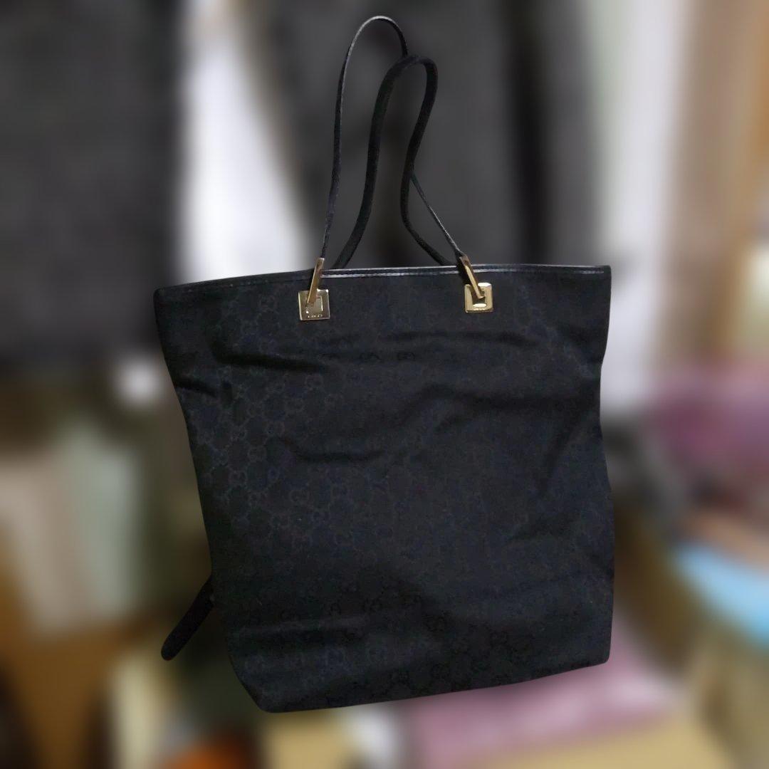 Gucci 黒 キャンバストートバッグ