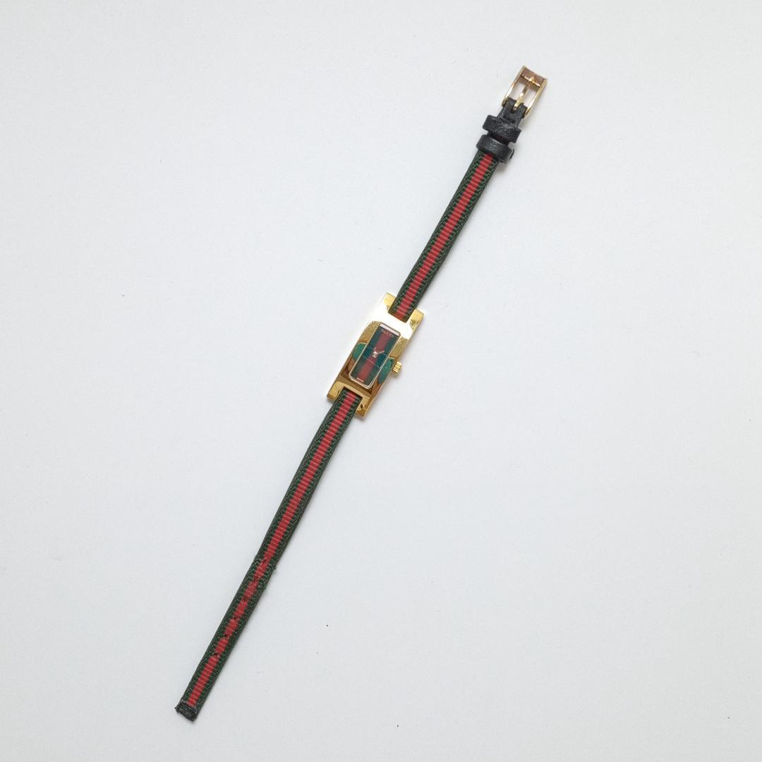 GUCCI　グッチ　腕時計　3900L　シェリーライン　スクエア　ゴールド