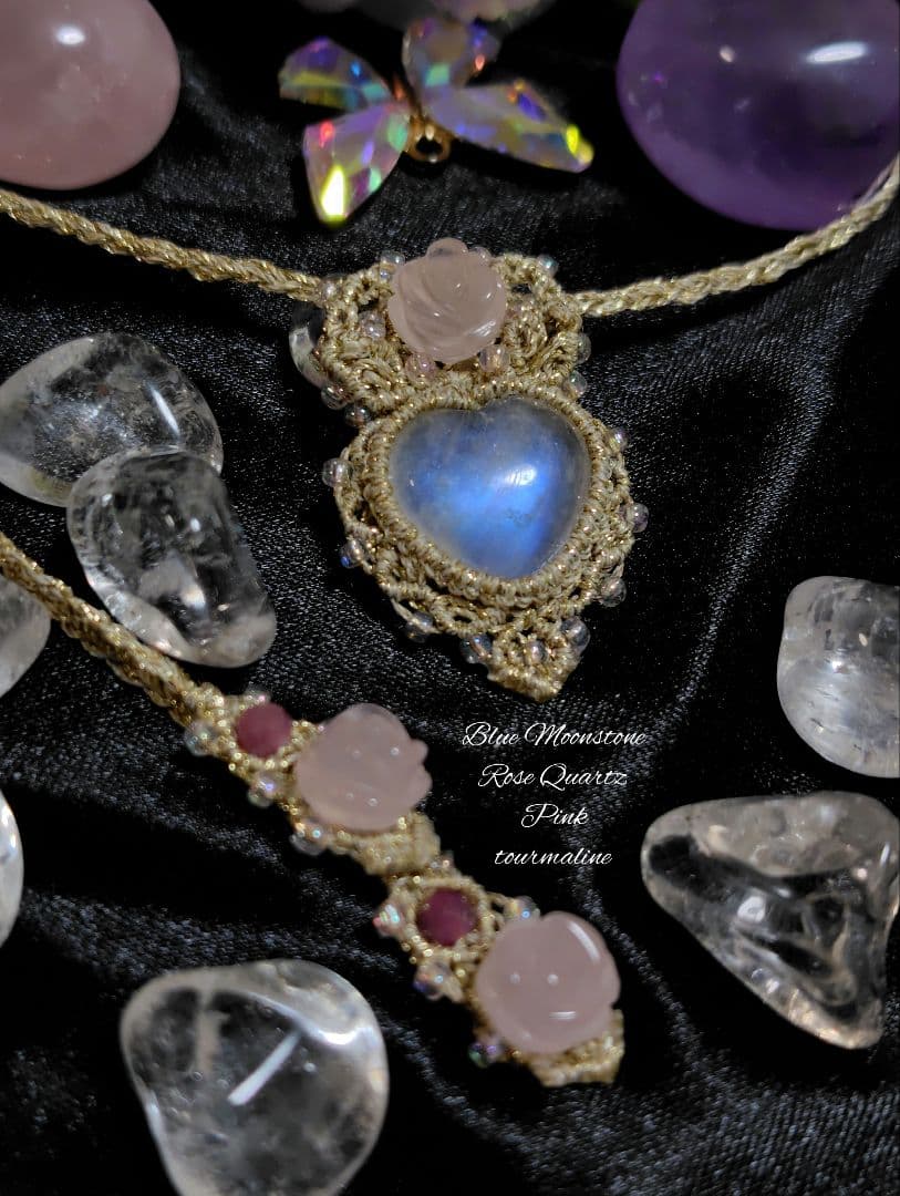 ♡ローズクォーツ、クィーンコンクシェル、ピンクトルマリンのマクラメネックレス