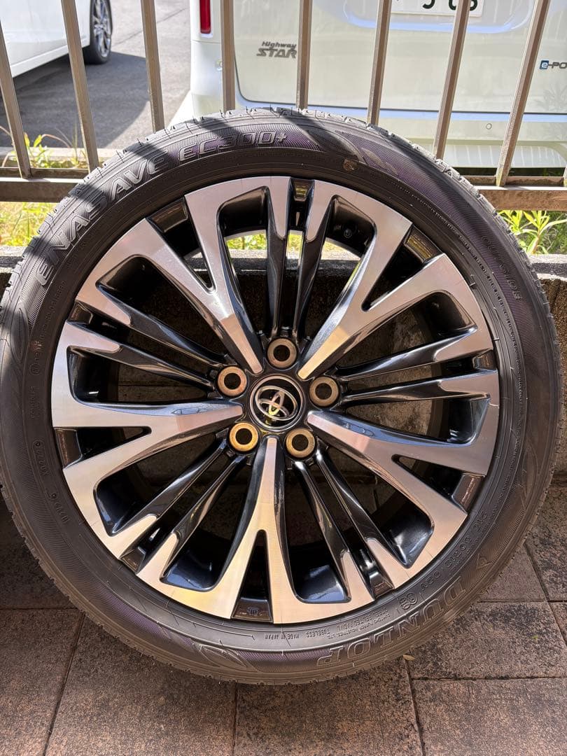 ヤリスクロス　18インチホイール