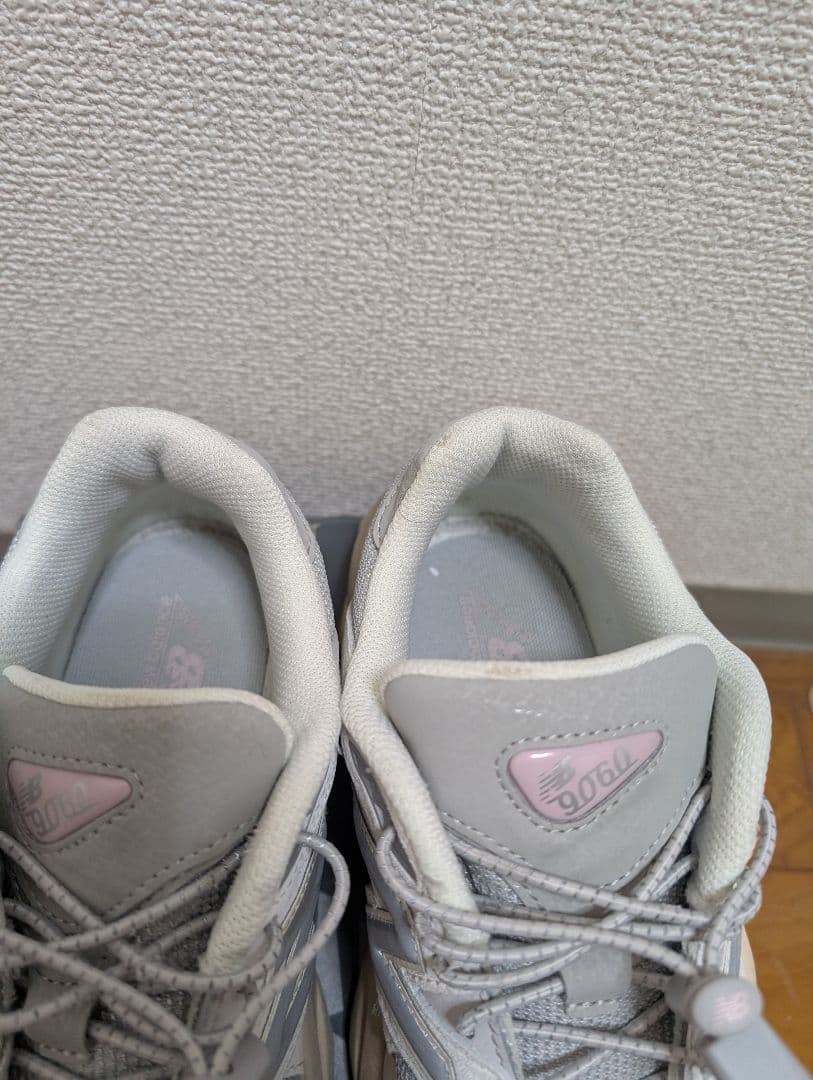 New Balance 9060 グレー スニーカー