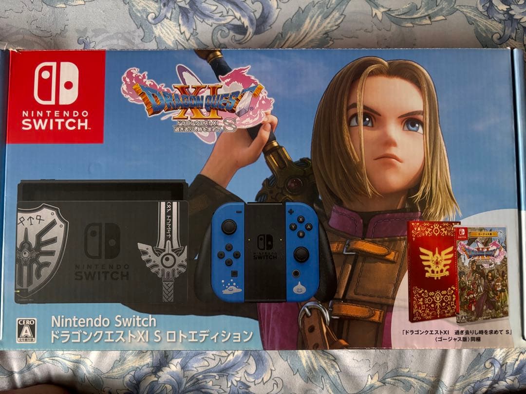 レアNintendo Switch ロトエディション　クリアケース装備★☆美品◎