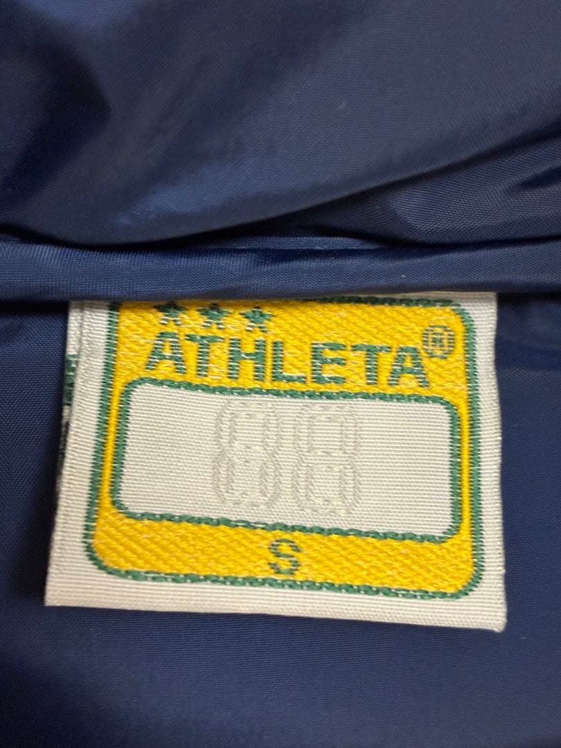 極美品アスレタ 中綿ベンチコート ネイビーサッカー ATHLETA 2023秋冬