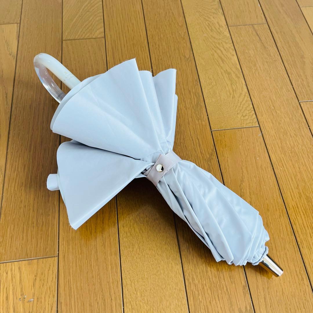 【新品同様✨】ランバン オン ブルー ラッフルフリル 折りたたみ傘 楽折り