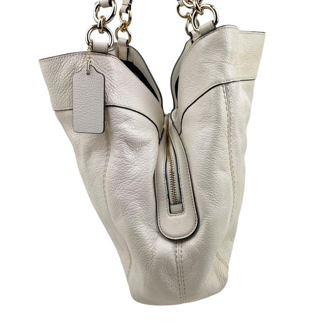 ✨極美品　COACH コーチ　ペブルレザー　トートバッグ　3室　シボ革　白