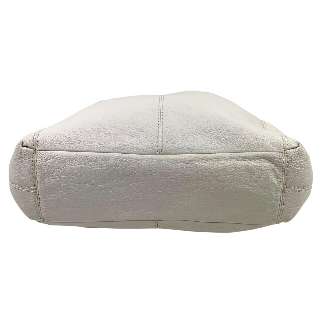 ✨極美品　COACH コーチ　ペブルレザー　トートバッグ　3室　シボ革　白