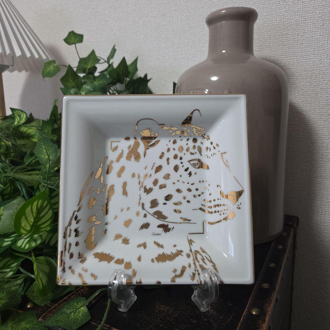 非売品Cartier ヒョウ柄 正方形皿