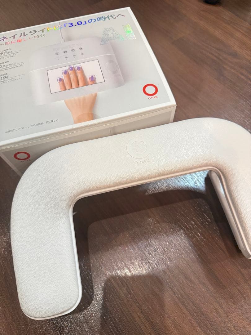 【ほぼ新品】ONAIL AIネイルライト アームレスト付き