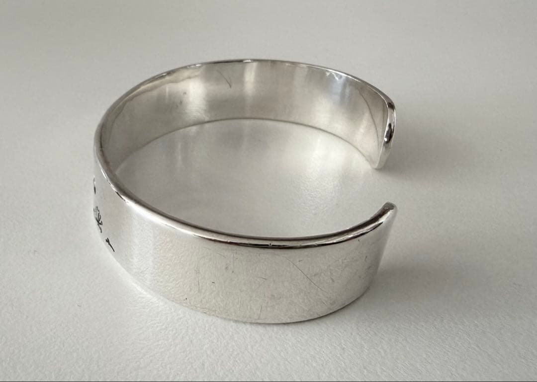 インディアンジュエリー ナバホ ナターシャペシュラカイ スタンプ バングル